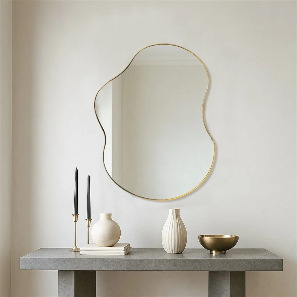 Minimalist Metal Framed Mirror
